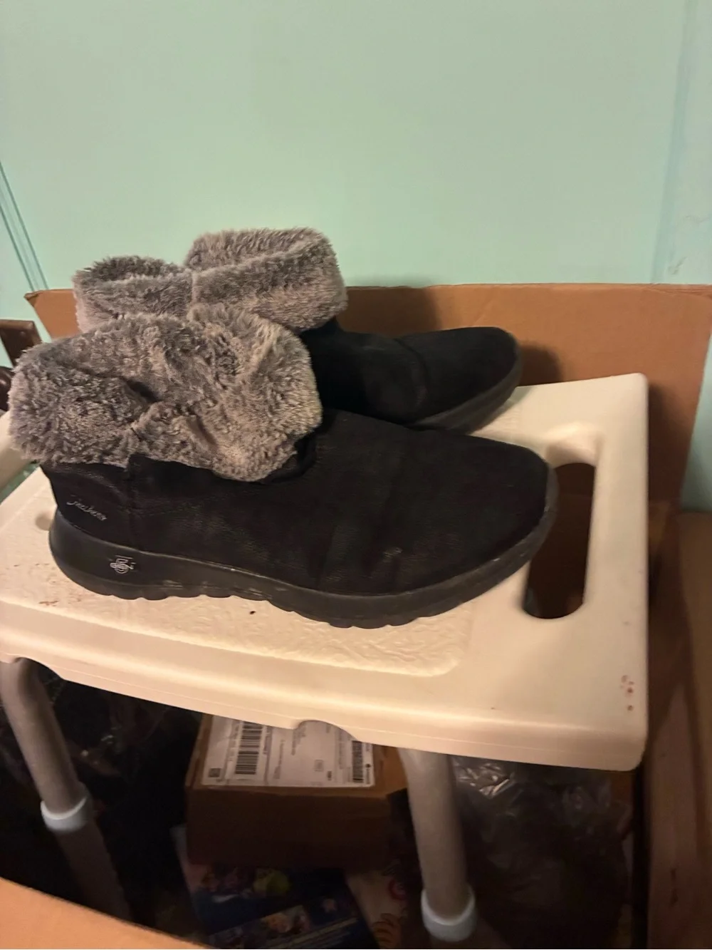 Skechers Black Winter Slip-On Boots with Gray Faux-Fur Cuff